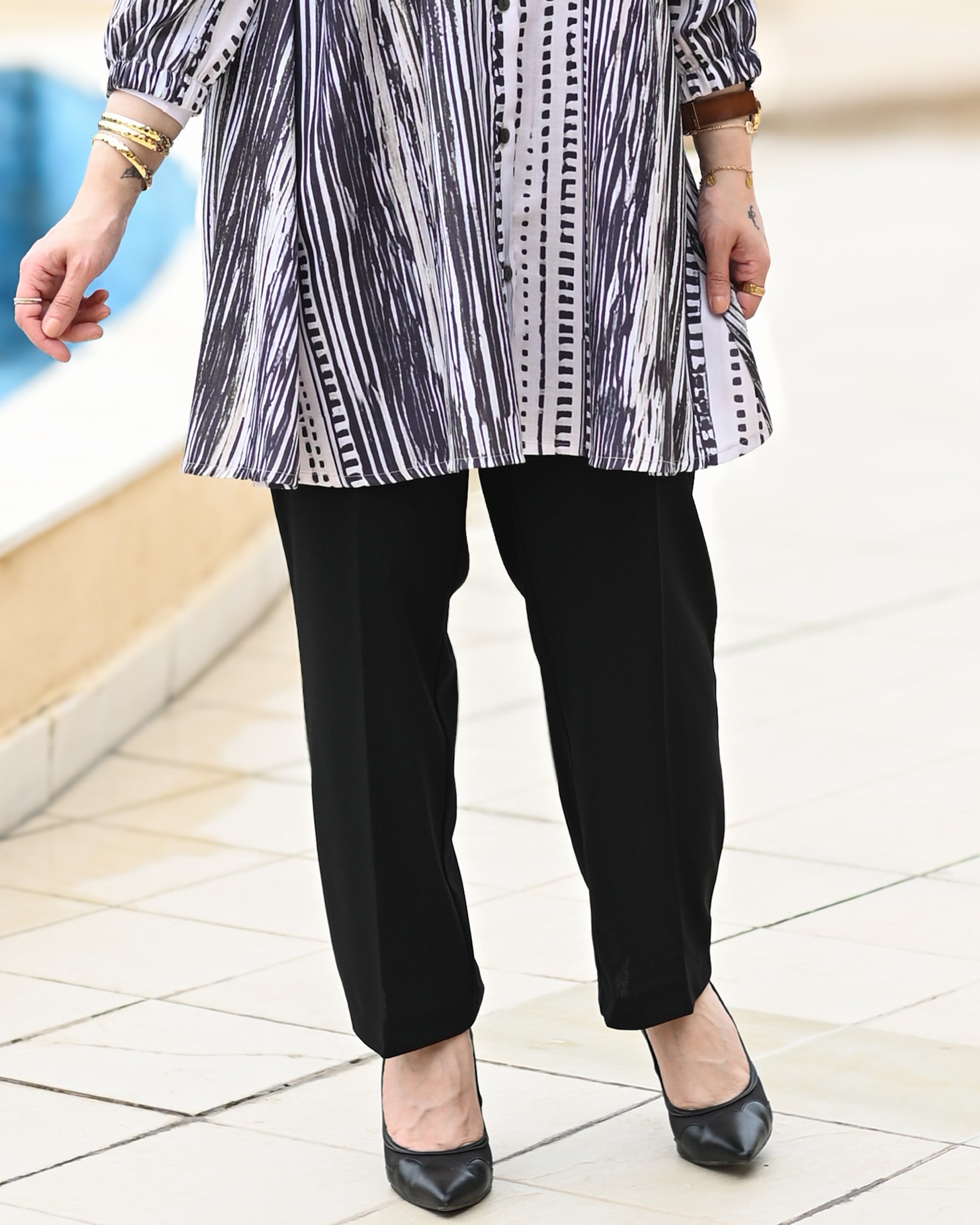 Classic Crepe Pants – Black