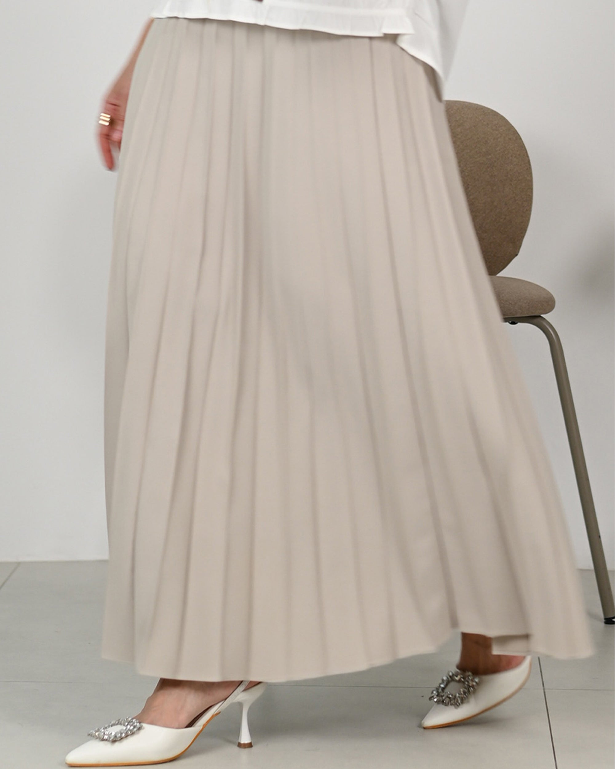 Soft Dune Pleated Skirt