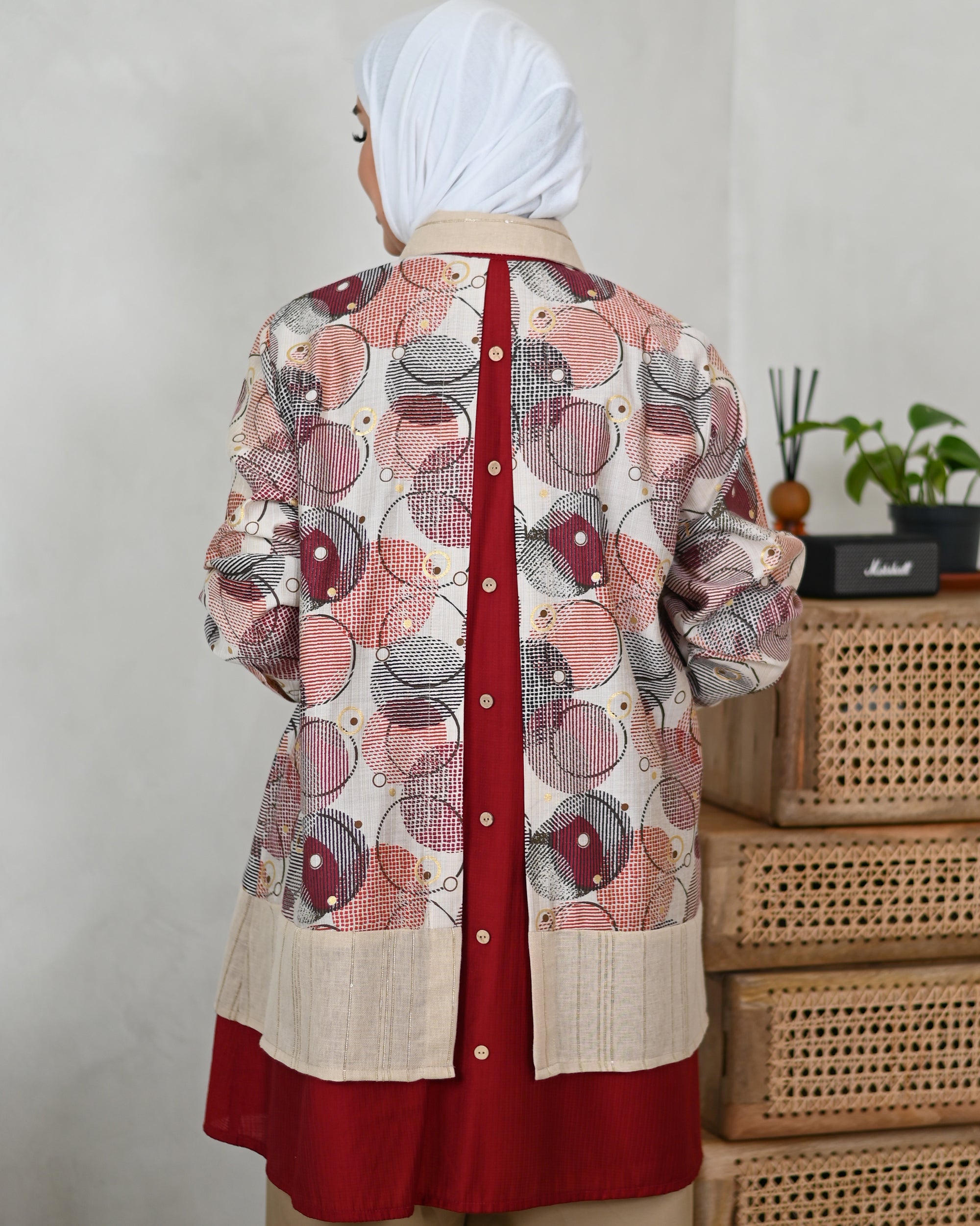 Artistic Linen Shirt – Red & Beige