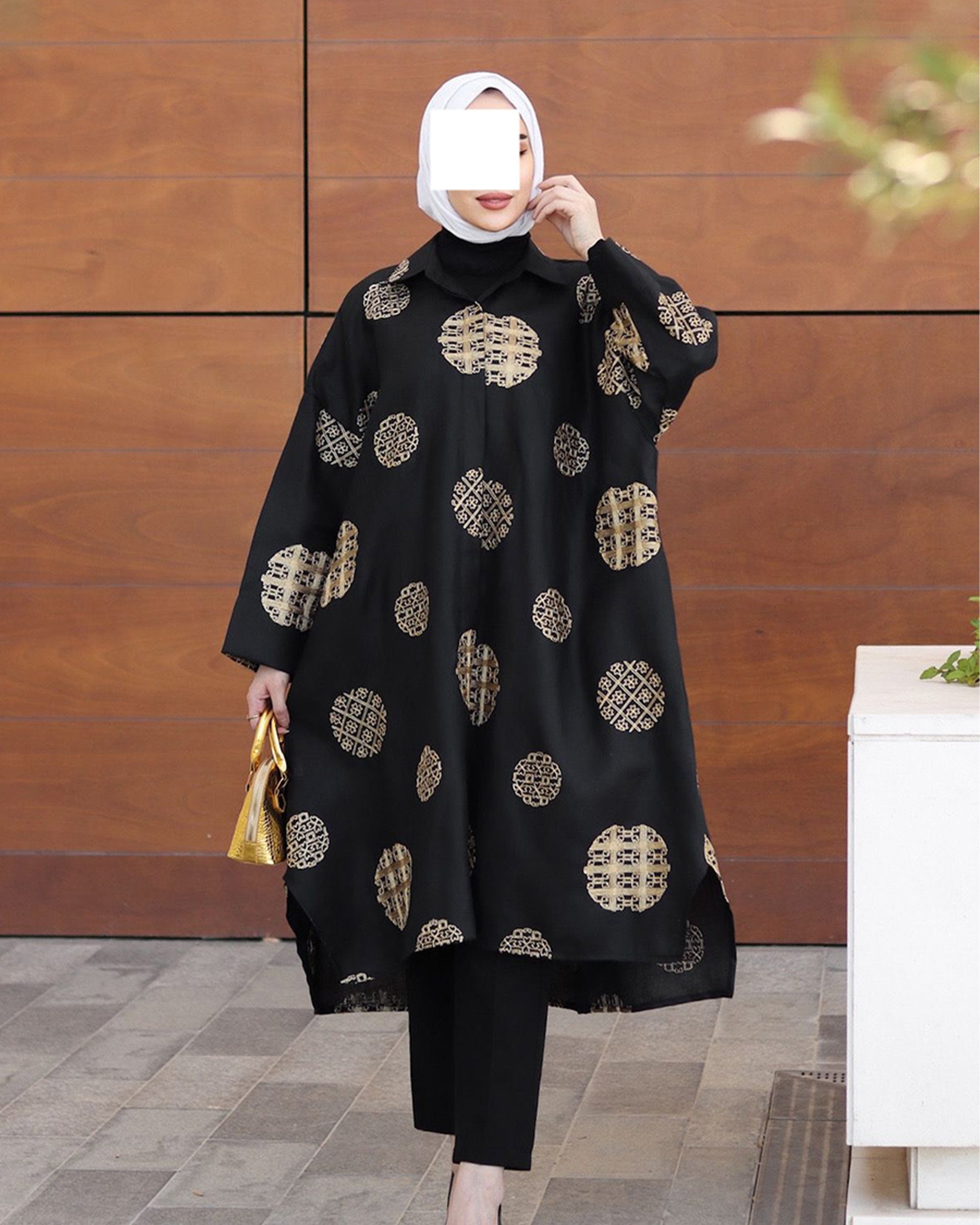 Golden Circle Linen Shirt