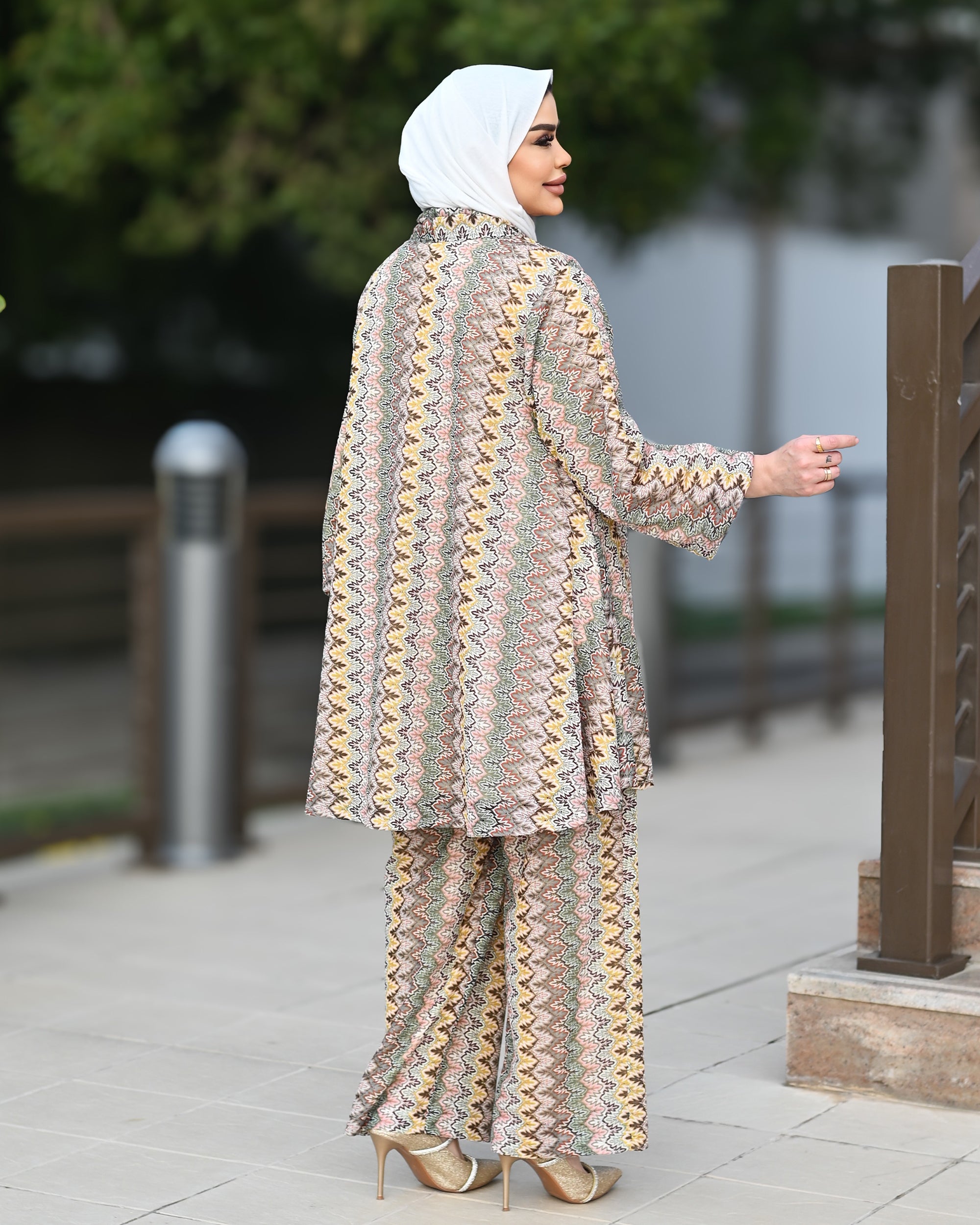 Tantal Two-Piece Set – Beige Patterned