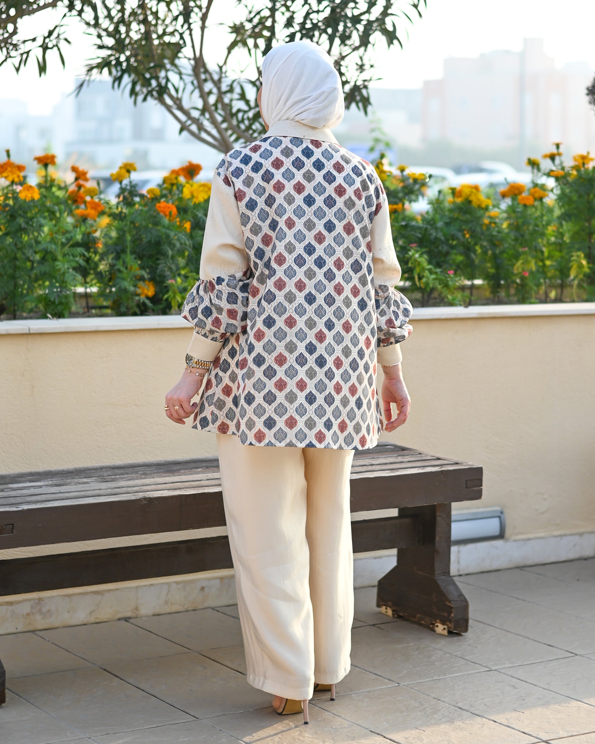 Buttoned Lamé Shirt – Beige