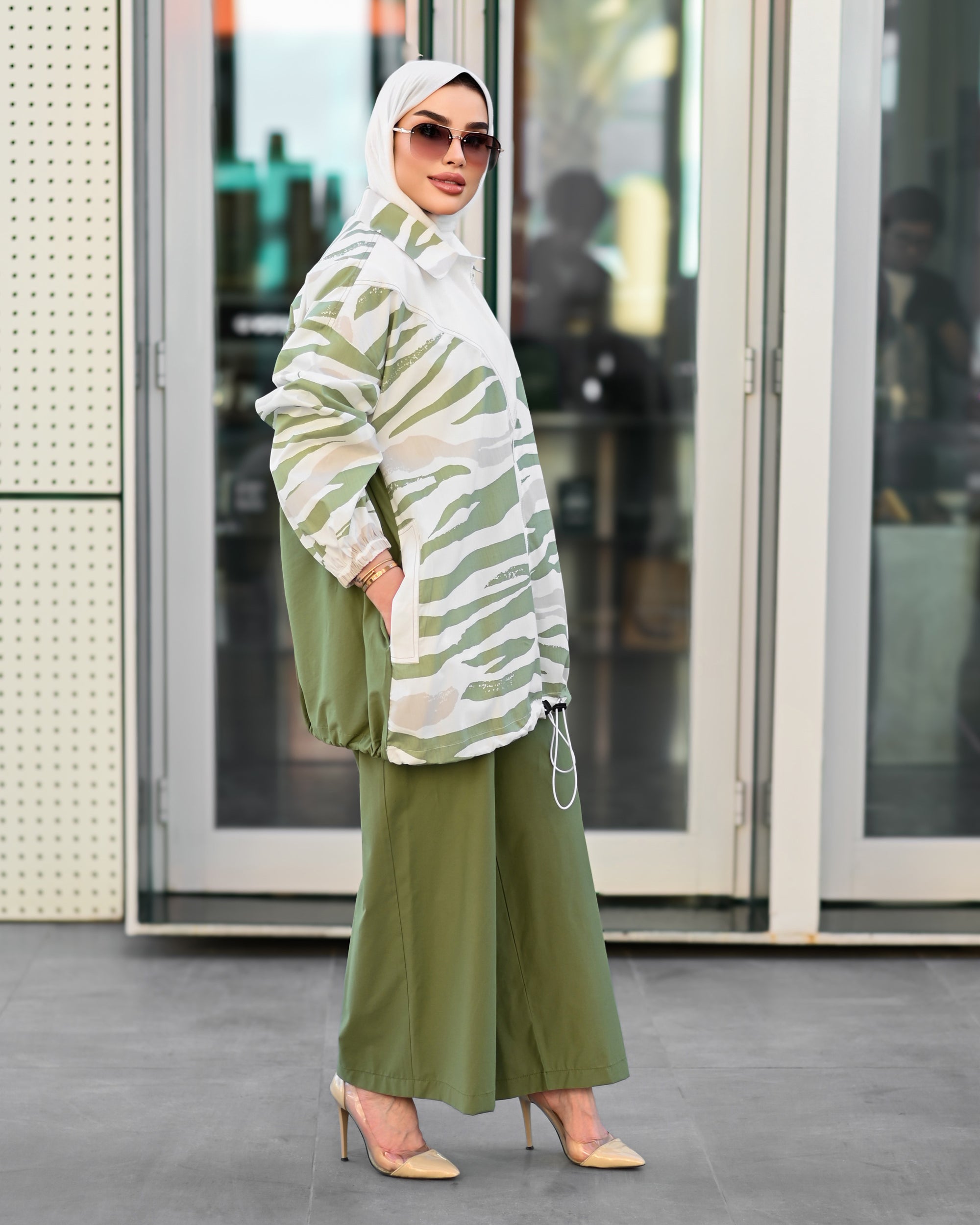 Abstract Zip Poplin Shirt – Mist Green