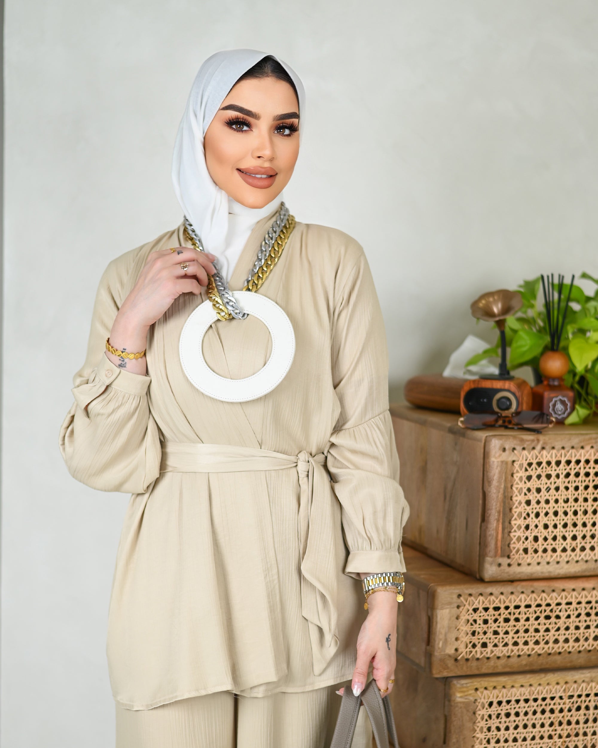 Minimal Silk Tailleur Set – Sand Beige